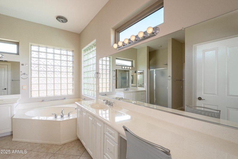 Primary Bath Dbl Sinks