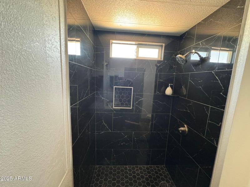 ee662cb0-d0a9-4834-ae44-391952906b84