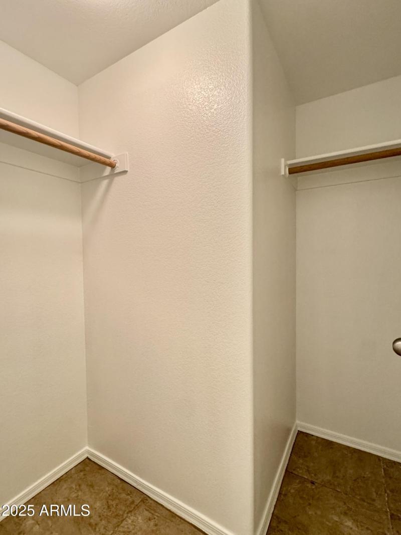 86B80062-1B21-4683-83B5-D903B902EB31_1_2