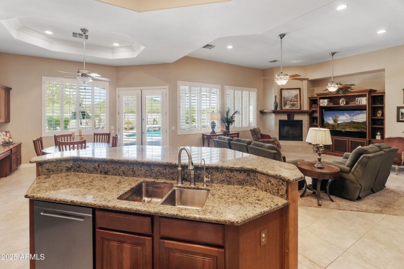 4110 W Oraibi Dr-30.jpg kitchen and fami