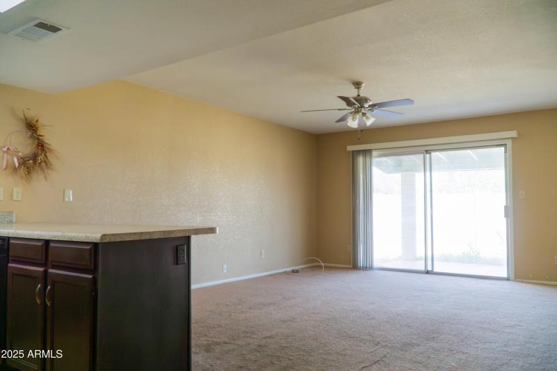 (15) Dining_Back Door