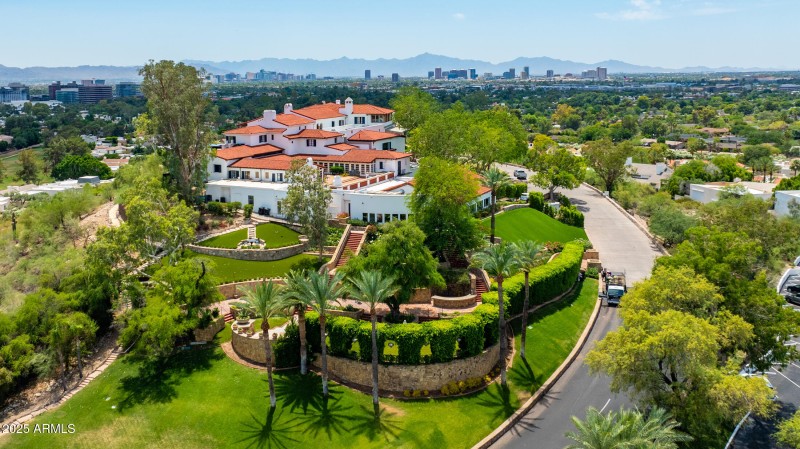 Legendary Wrigley Mansion