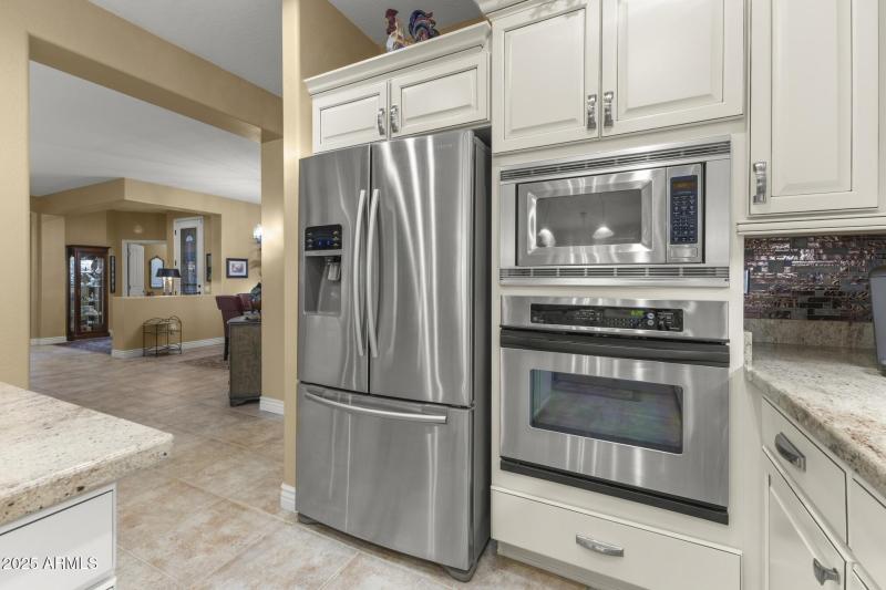 Built-In Stainless Appliances