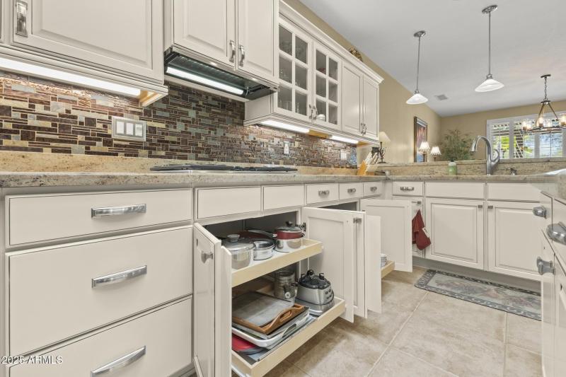 Gas Cooktop with Backsplash