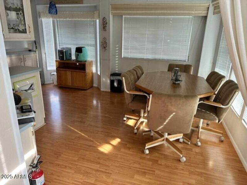 Listing_Dining_Kitchenb097