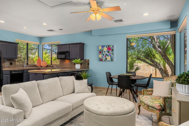 41casita main living