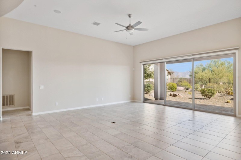 5-web-or-mls-17662-blaze-ln