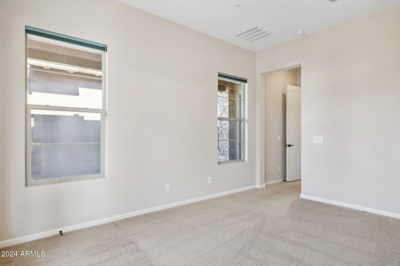 39-web-or-mls-17662-blaze-ln