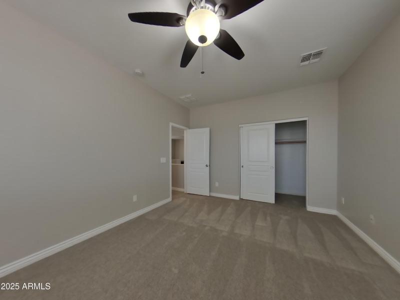 13_pc_7sv0tbPhfw_JYGfPbydWV_layout_1