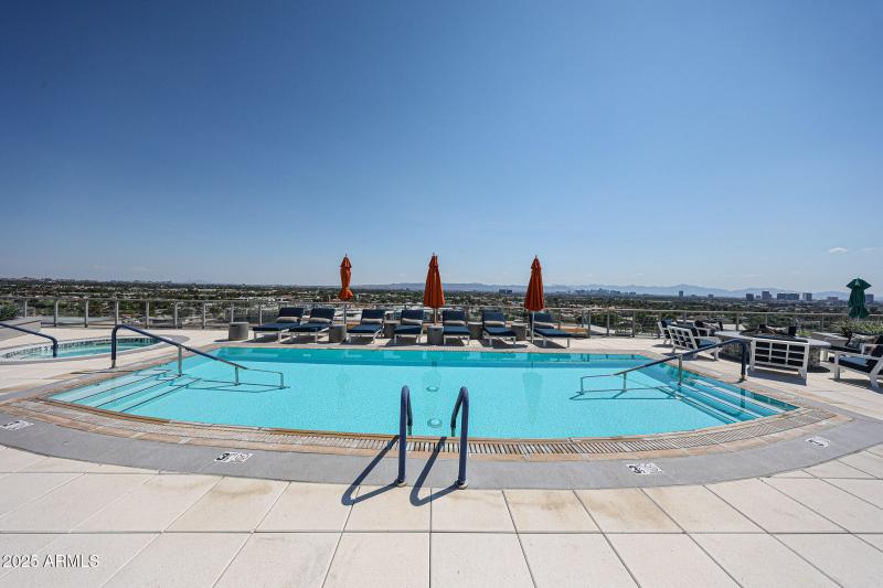 Heated Rooftop Pool