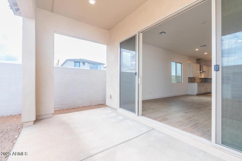 Tri Pointe Soleo 616 - Covered Outdoor L