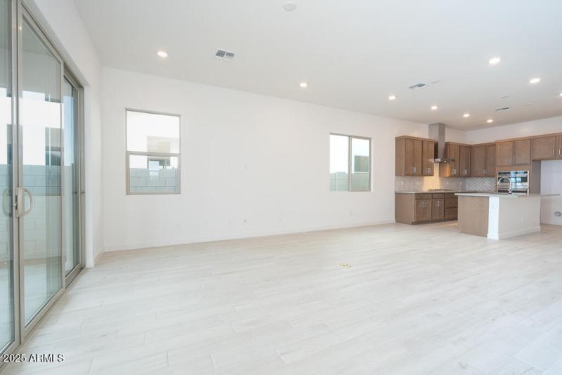 Tri Pointe Soleo 647 - Great Room Dining