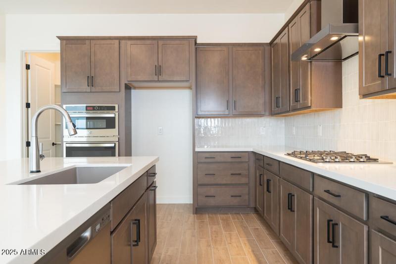 Tri Pointe Soleo 648 - Kitchen-2MLS