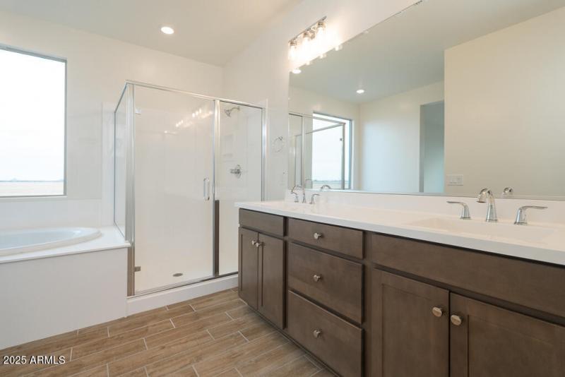 Tri Pointe Soleo 648 - Primary BathroomM