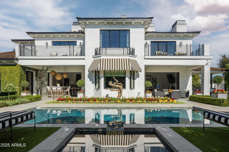 Featured in Phoenix Home & Garden