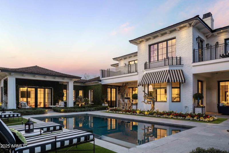 Featured in Phoenix Home & Garden