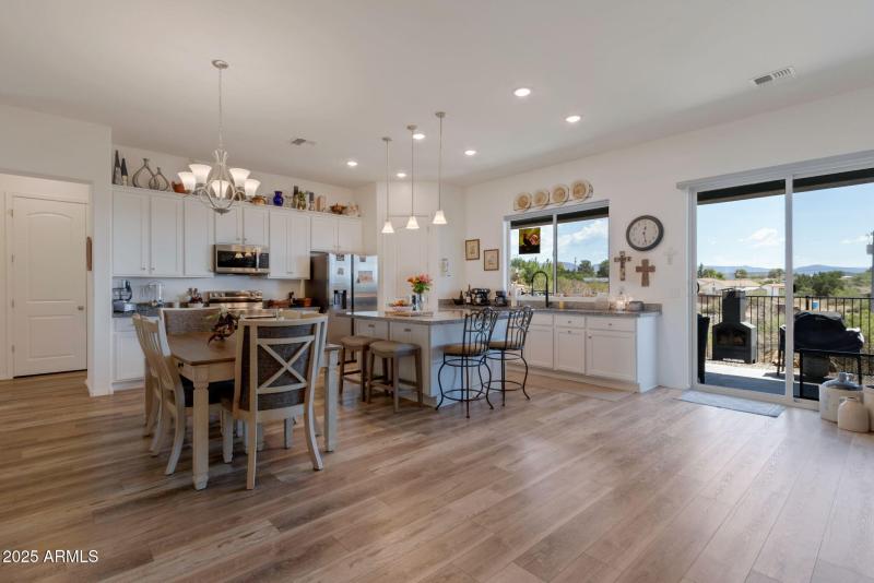 Kitchen_Dining Combo 1