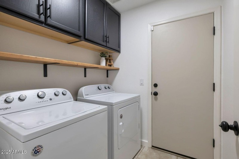 Laundry room storage cabinets