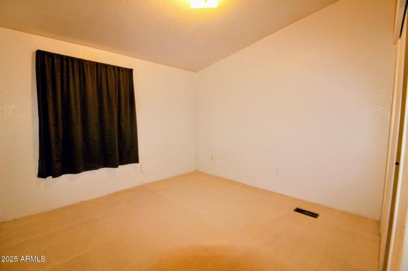 43d14033-b8eb-4e25-9d24-8cc89fcbf9e1-9b0