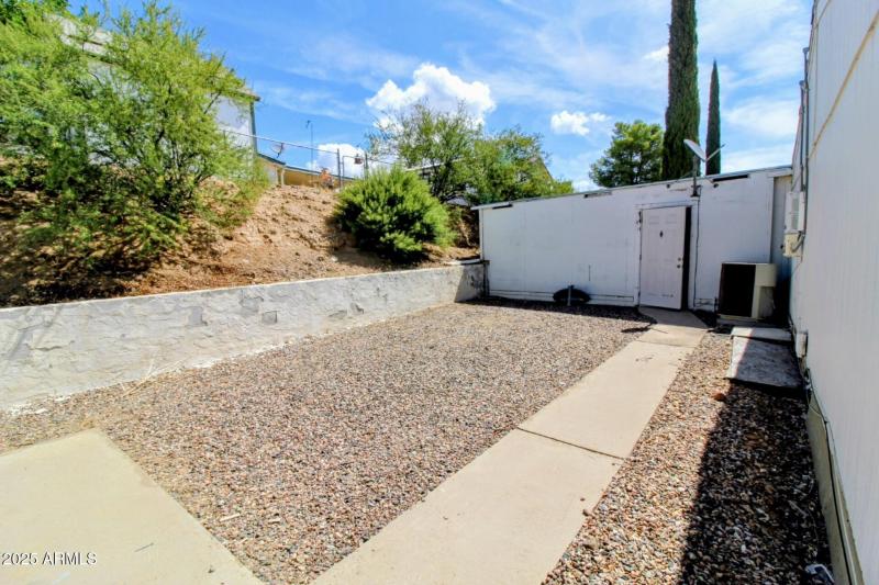 f9f69a12-f36c-48b3-a2d2-e20bf687f577-0ad