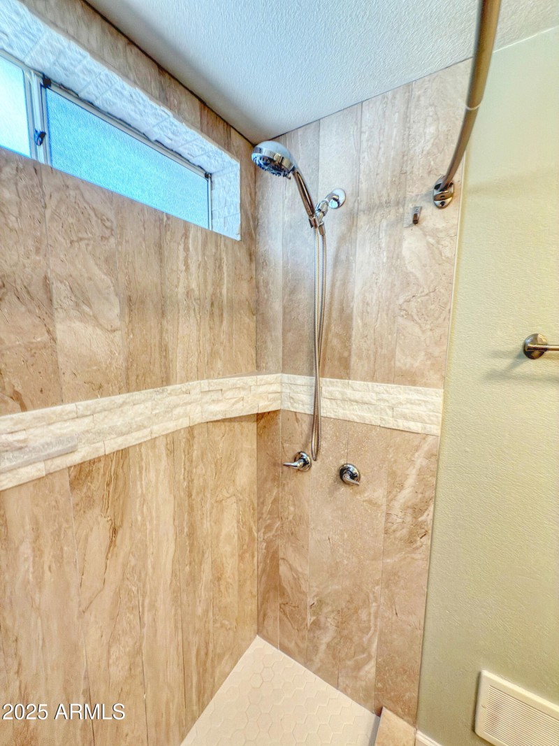 IMG_5805-HDR1-IPH-2560