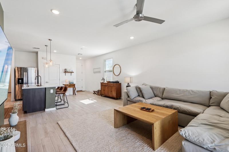 8-print-W-Hillman-Dr-S1808-008-scaled