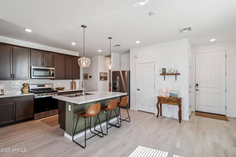 15-print-W-Hillman-Dr-S1808-015-scaled