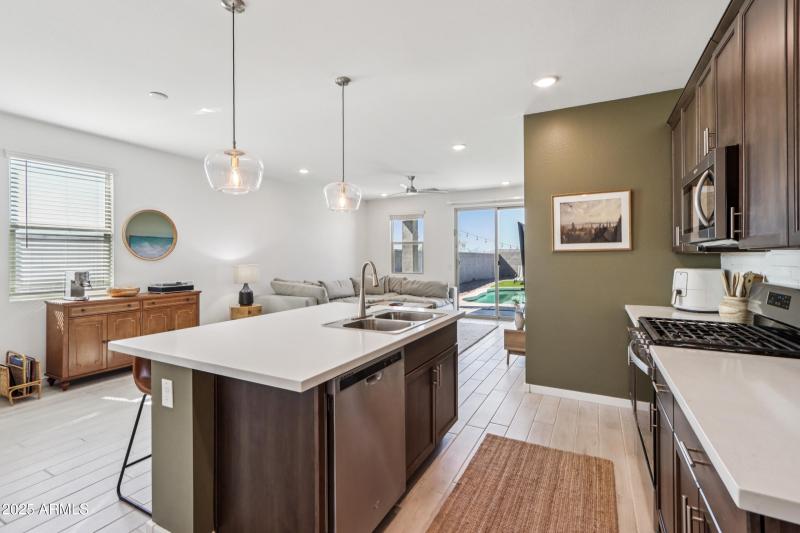 18-print-W-Hillman-Dr-S1808-018-scaled