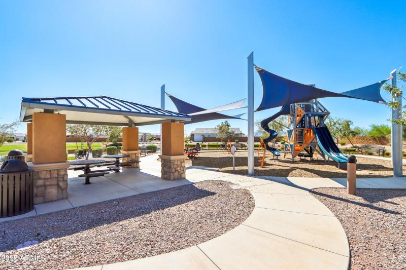 44-print-W-Hillman-Dr-S1808-044-scaled