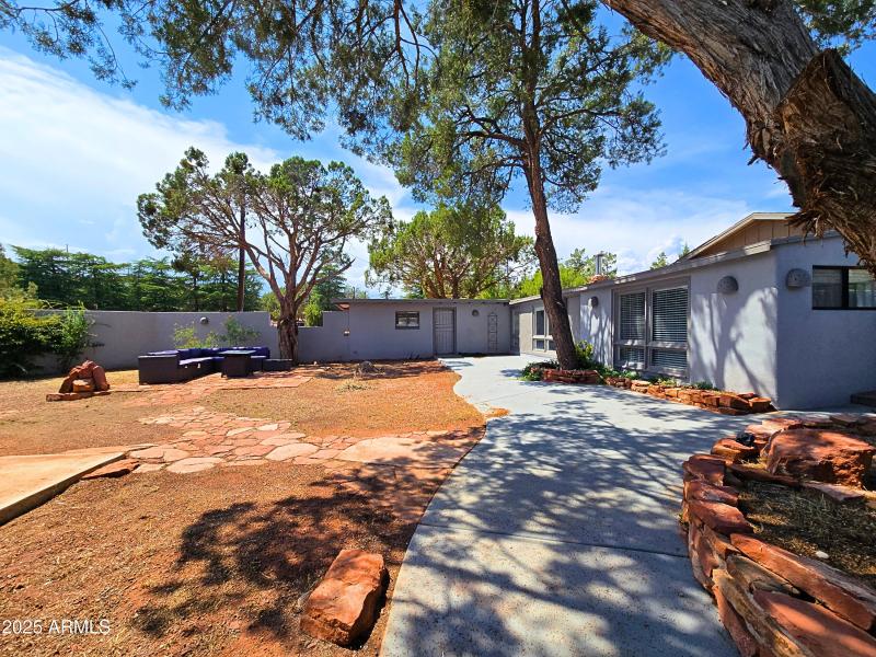 c993200e-8e37-4e41-bd2e-d1faaf0952cf