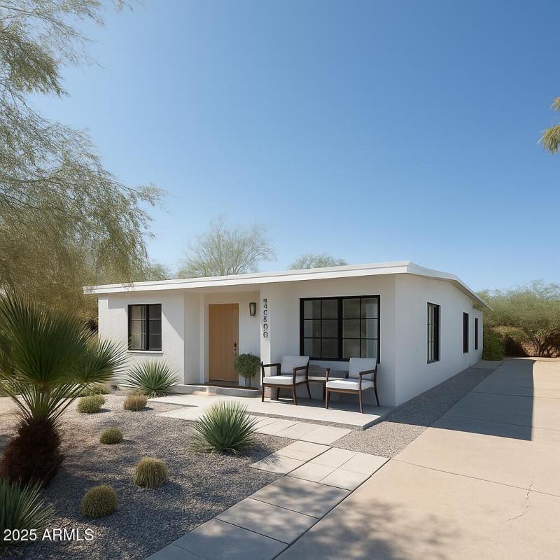 Mid-Century Modern Desert Oasis