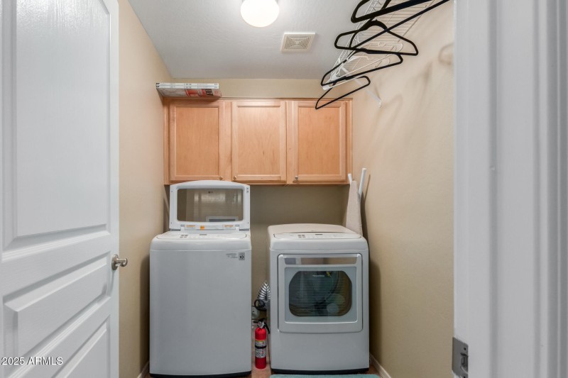 25 Laundry Room