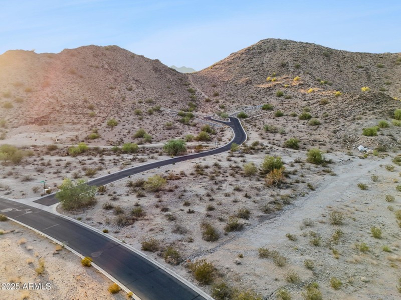 6-web-or-mls-3249-w-highlands-dr