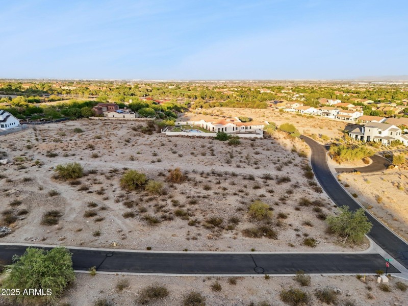 12-web-or-mls-3249-w-highlands-dr