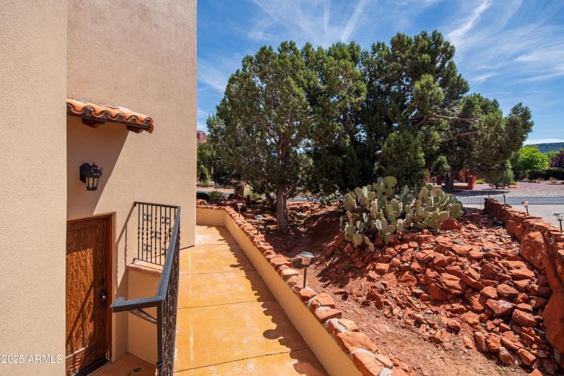 JL_90ViaDelViento-exteriors-07