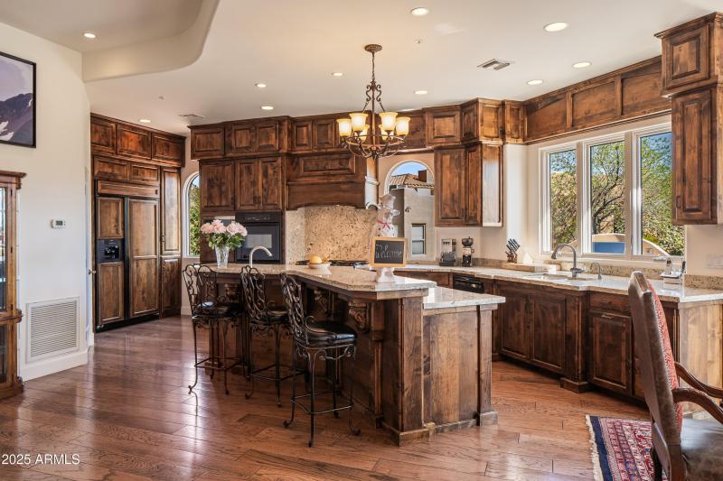 JL_90ViaDelViento-interiors-CommonAreas-