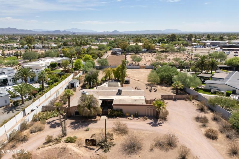 4_6021 n mockingbird ln-4