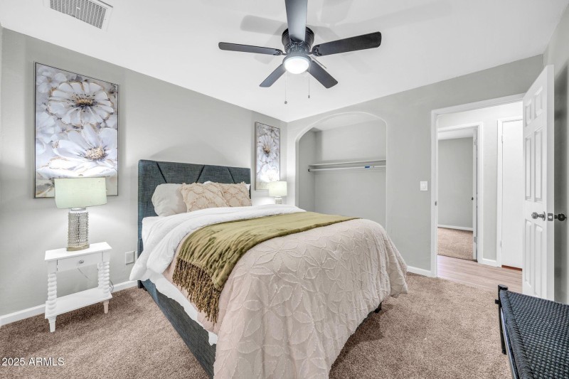 4301 E Bluefield Ave-20