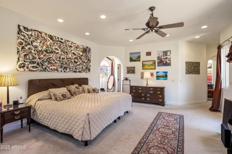 JL_90ViaDelViento-interiors-PrimarySuite