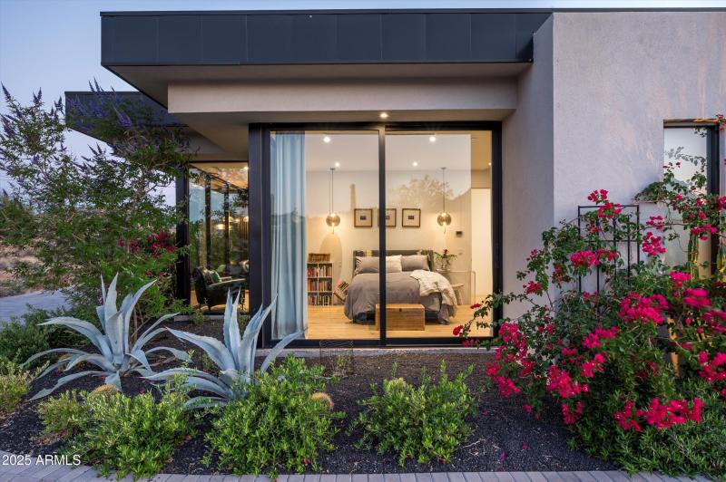 Every room has a botanical view