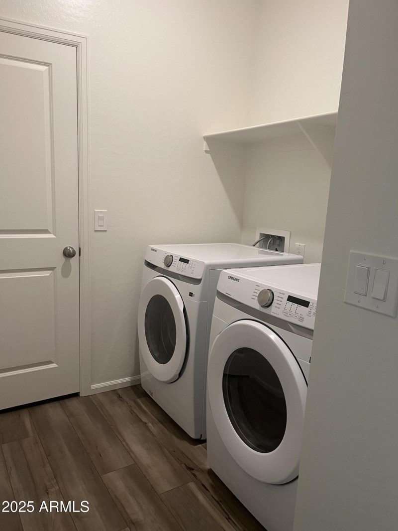 Sandhill laundry room