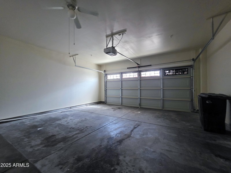 Garage 15818 N 25th St #129-28