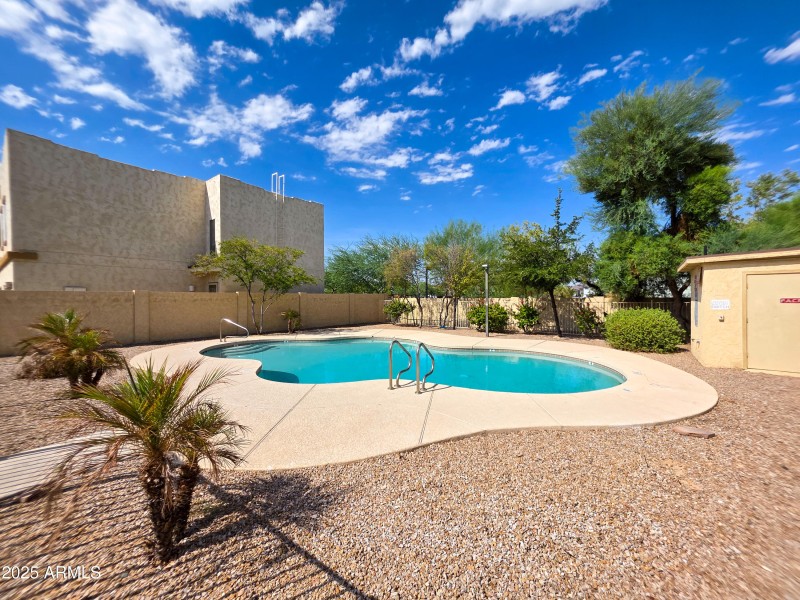 Pool 2 - 15818 N 25th St #129-05