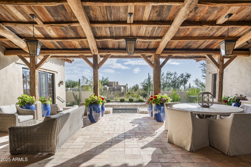 Spacious Covered Patio