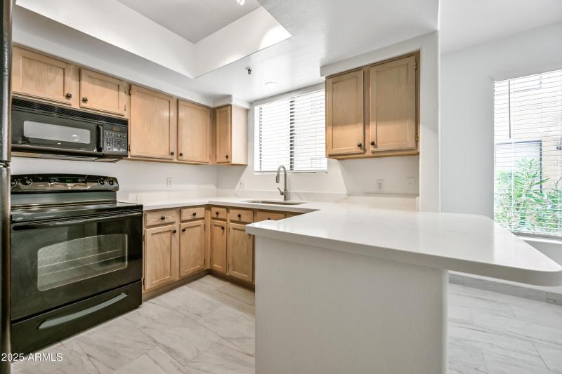 10-4925EDCA149-ocupix