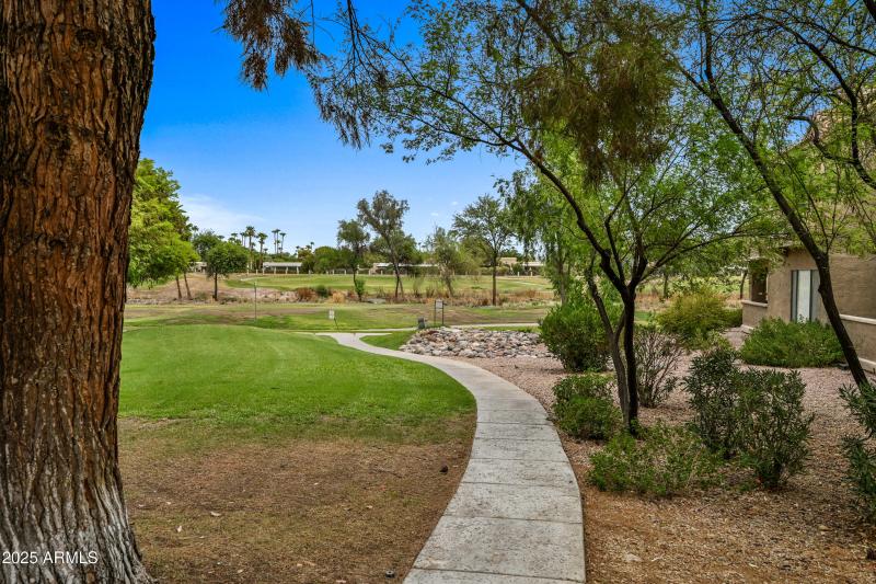 26-4925EDCA149-ocupix