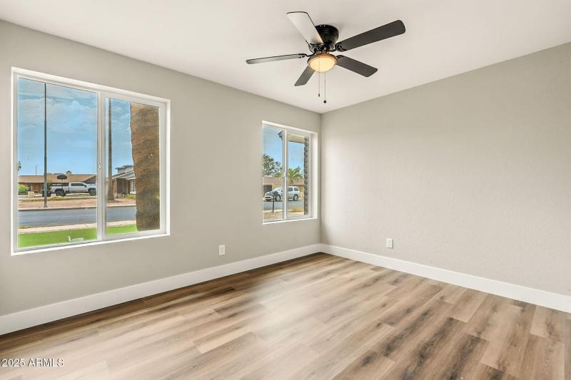 24-web-or-mls-Enid-24