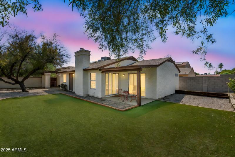 35-web-or-mls-Wescott-31 day to dusk