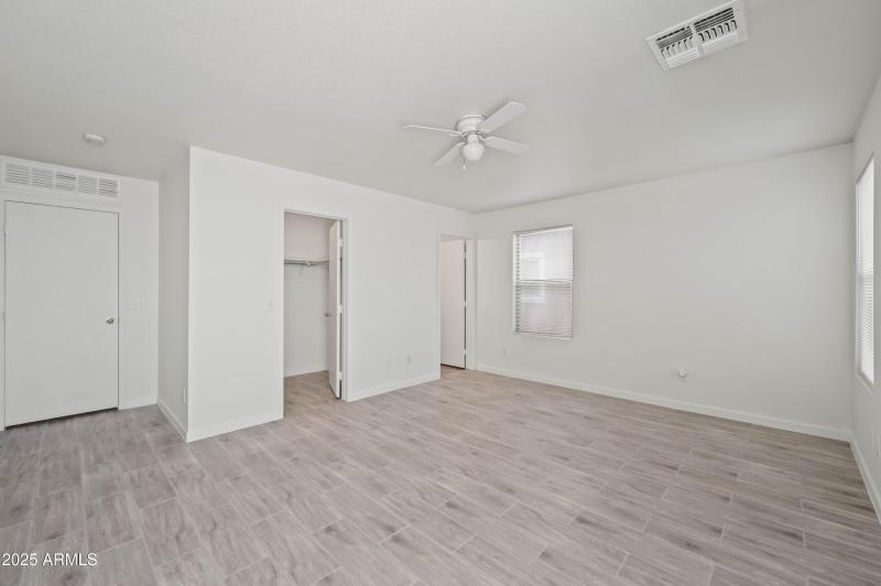 5020 S 25th Ave Phoenix AZ 85041-21