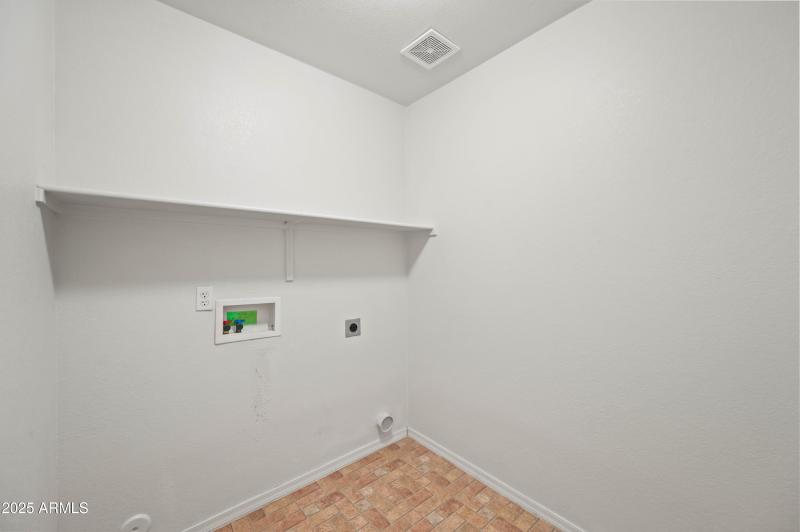 5020 S 25th Ave Phoenix AZ 85041-19